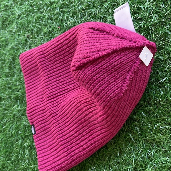 Vans MN Core Basics Beanie Raspberry Magenta WMNS - Picture 8 of 16